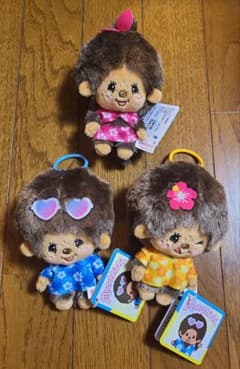 モンチッチ カラビナ付き日焼けミニぬいぐるみ3種セットのサムネイル