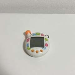 携帯育成ゲーム （たまごっち風 ）キーホルダー 平成レトロ - メルカリ