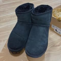【最終価格】UGG ムートンブーツ CLASSIC MINI ブラック 23cm