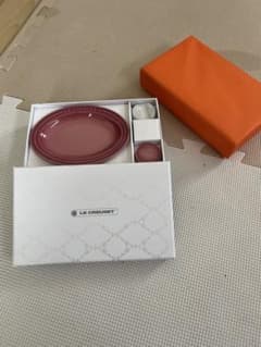 LE CREUSET 食器セット プレート 箸置き　ローズクォーツのサムネイル