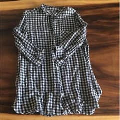 白紺のチェックシャツのサムネイル