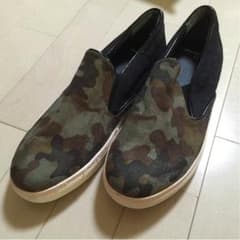 今月一杯までSALE☆ WEGO スリッポン スニーカー 迷彩 カモフラ メンズのサムネイル