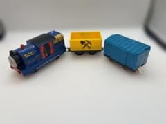 海外版プラレール きかんしゃトーマス トラックマスター ティモシーと貨車セット②のサムネイル