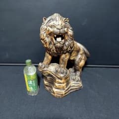 平戸焼　細工物　獅子　ライオン　置物 平戸焼 細工物 獅子 ライオン 置物 | Mercari