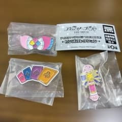 アイカツ！×プリパラ THE MOVIE ピンズコレクション 3個セットのサムネイル