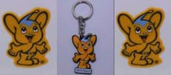 【得々3点セット】 ピーポくん 子供キーホルダー ＆ 反射材シール x 2枚のサムネイル