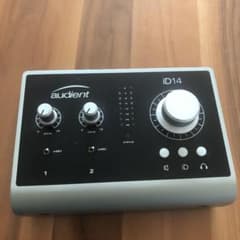 audient iD14 オーディオインターフェース 現状売りのサムネイル