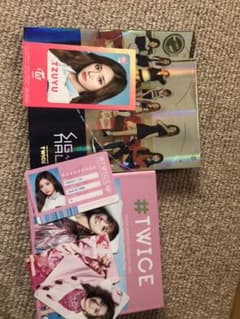 #TWICEのサムネイル