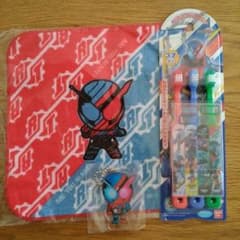 【nanako様専用】 仮面ライダービルド３点セットのサムネイル