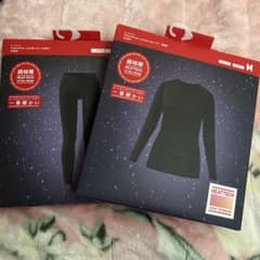 まとめ売り　2023年製　ヒートテック　超極暖　ブラック　Mサイズのサムネイル