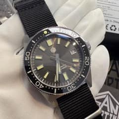 ほぼ未使用SAN MARTIN サンマーティン ファーストダイバー62mas ほぼ未使用SAN MARTIN サンマーティン ファーストダイバー62mas - メルカリ