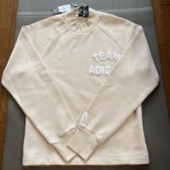 adidasトレーナー新品のサムネイル