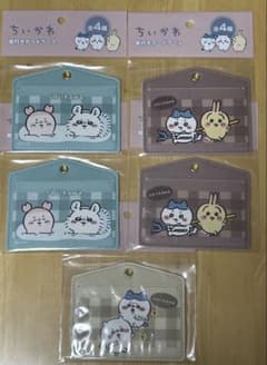 ちいかわ　100均　窓付きカードケースのサムネイル