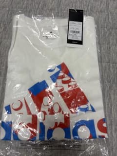 【土日限定値下げ中】adidas LEGO Tシャツ 新品 160のサムネイル