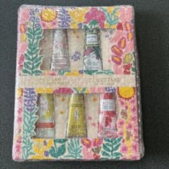 ロクシタン ハンドクリーム GIFT WITH HAPPINESSのサムネイル