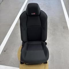 GRヤリス RZ 純正運転席側シート 新車外し - メルカリ