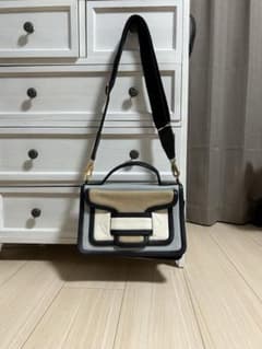 ピエールアルディ　PIERRE HARDY アルファ　バッグのサムネイル