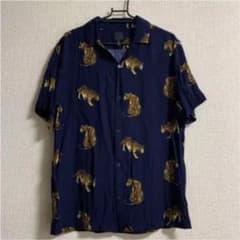アロハシャツ　虎柄のサムネイル