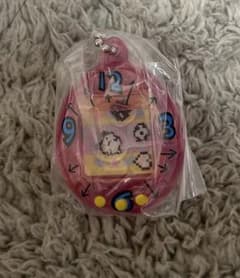 たまごっち シャカシャカチャームコレクション　透明ピンク（まめっち）のサムネイル