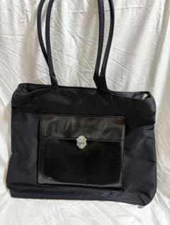FURLAフルラ 黒 ナイロン トートバッグ　大きめ　大容量　ビジネスにものサムネイル