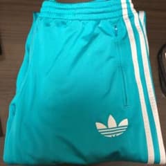 adidas originalsのトラックパンツ ジャージのサムネイル
