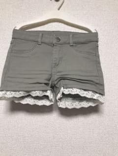 ショートパンツのサムネイル