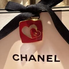CHANEL バレンタイン2026チャーム - メルカリ