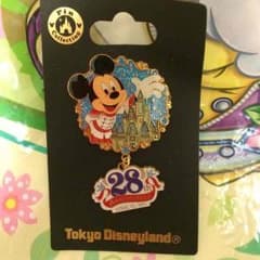 ミッキー ディズニーランド28周年 ピンバッジのサムネイル