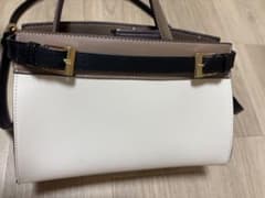 ナチュラルビューティーベーシック ハンドバッグのサムネイル