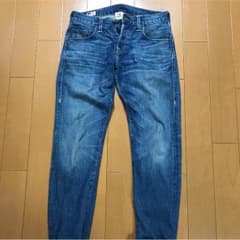 トゥルーレリジョンデニムのサムネイル