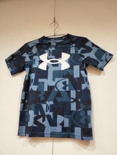 【美品】アンダーアーマー Tシャツ 150のサムネイル
