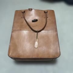 BREE ブリー トートバッグ ヌメ革 本革 レザー トートバッグのサムネイル