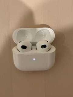 C*a様 AirPods3 ジャンク品のサムネイル