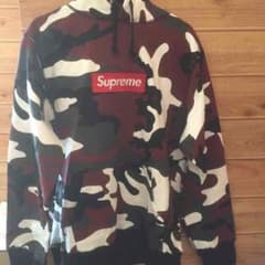 supreme パーカーのサムネイル