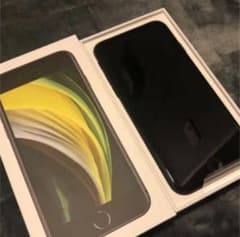 お値下げ交渉可能‼️iPhone SE 6４GB ブラックのサムネイル