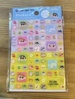 ！店舗欠品中！クレヨンしんちゃん タイルステッカーのサムネイル