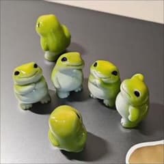 緑色の陶器製カエル置物6体セット - メルカリ