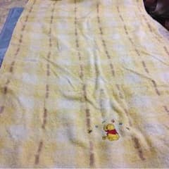 くーちゃん様専用 プーさん バスタオルのサムネイル