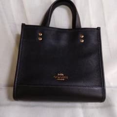 極美品:*COACHコ-チ ト-トバック シボ皮レザ- ブラック軽いです 極美品:*COACHコ-チ ト-トバック シボ皮レザ- ブラック軽いです - メルカリ