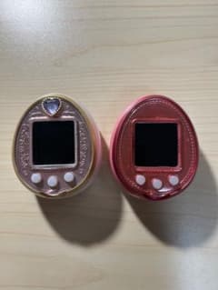 たまごっち4u   Anniversary var18周年限定モデル、通常モデルのサムネイル