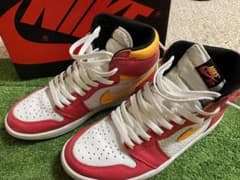 ナイキ エアジョーダン1 ハイ OG "ライト フュージョンレッド"のサムネイル
