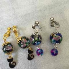 simples様専用とんぼ玉☆ピアス ブラック+ブルーのサムネイル