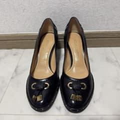 ルイヴィトン LOUIS VUITTON LV 金具 ロゴ パンプス 34 - メルカリ