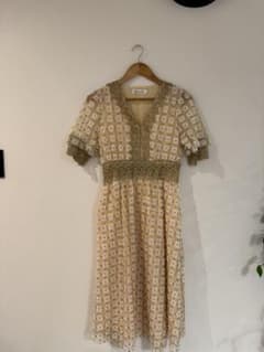 花柄刺繍レース半袖ワンピースのサムネイル
