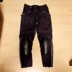 ★☆★ダイネーゼ レザーパンツ★☆★のサムネイル