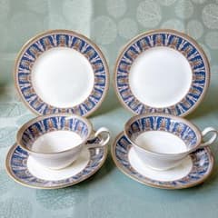 ウェッジウッド Ｗ4179 トリオ　美品だか金彩にスレあり ウェッジウッド W4179 トリオ 美品だか金彩にスレあり