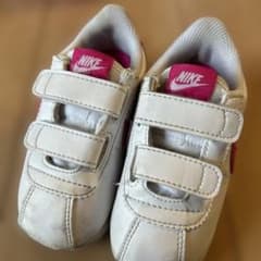 Nike ホワイト/ピンク スニーカー ベルクロのサムネイル