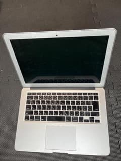 MacBook Air 13インチ(2013)（ジャンク品,SSDなし）のサムネイル