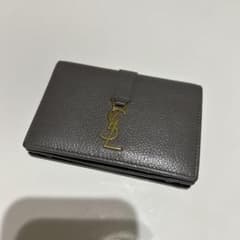 最終値下げ　SAINT LAURENT グレー 名刺入れのサムネイル