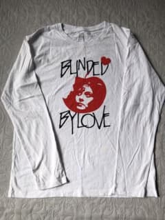BLINDED BY LOVE 長袖Tシャツ Mサイズのサムネイル